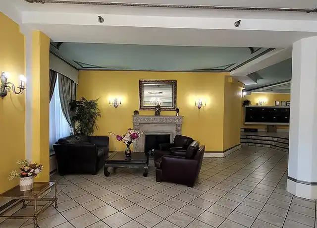 Property at Franklin Apartments - 5640 Franklin Ave, Los Angeles, CA, 90028, 1 bed, 1 bath, [object Object]