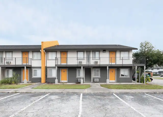 Property at 400 Century 21 Dr Unit B1, Jacksonville, FL, 32216, 2 beds, 1.5 baths, [object Object]