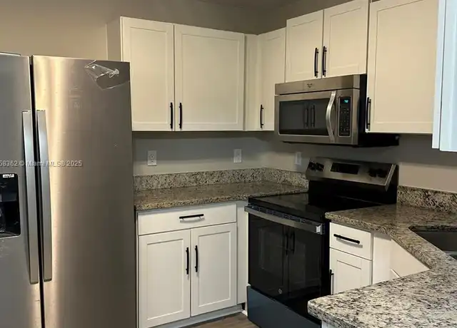 Property at 3200 Sabal Palms Ct Unit B, Kissimmee, FL, 34747, 3 beds, 2 baths, [object Object]