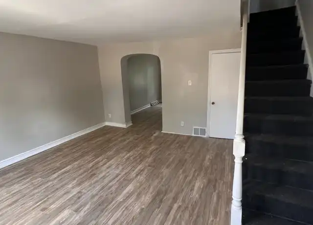 Property at 1028 S Merrimac Rd, Camden, NJ, 08104, 3 beds, 1 bath, [object Object]