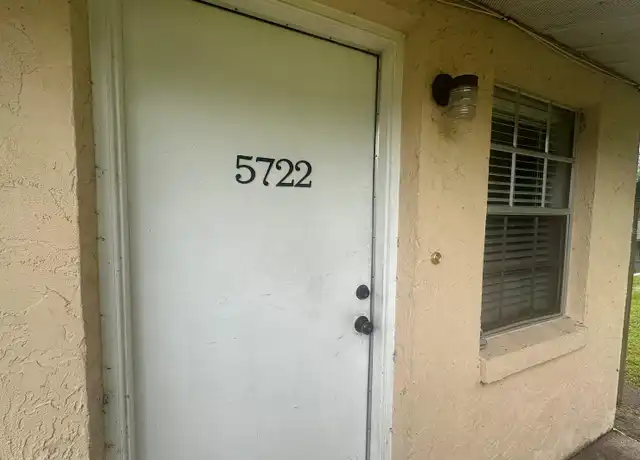 Property at 5720 SE 116th St, Belleview, FL, 34420, 1 bed, 1 bath, [object Object]