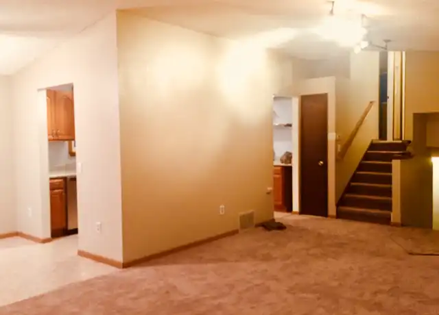 Property at 24713 21st Ave S, Des Moines, WA, 98198, 2 beds, 1 bath, [object Object]