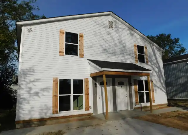 Property at 12 S 25th St Unit B, Van Buren, AR, 72956, 3 beds, 2 baths, [object Object]