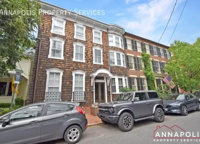 Property at 214 Prince George St, Annapolis, MD, 21401, 2 beds, 2 baths, [object Object]