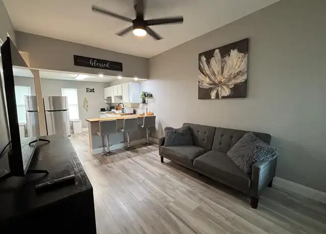 Property at 2267 N Veterans Blvd, Eagle Pass, TX, 78852, 2 beds, 1 bath, [object Object]