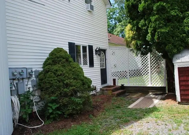 Property at 25 Hathorn Rd Unit 2, Warwick, NY, 10990, 2 beds, 1 bath, [object Object]