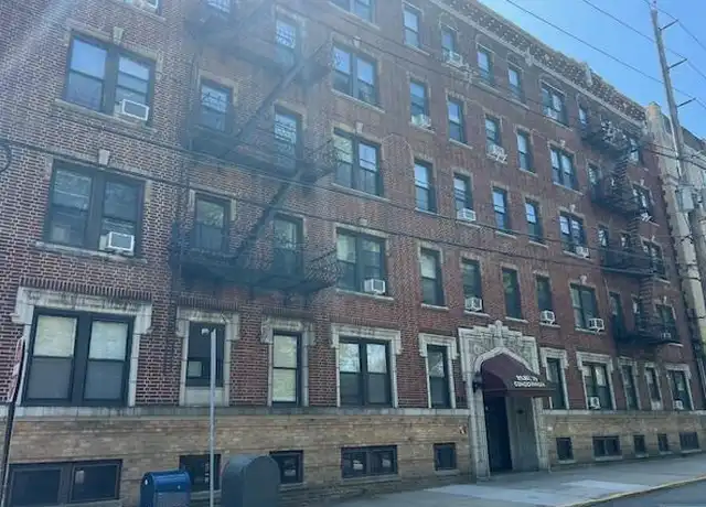Property at 301 79th St Unit B6, North Bergen, NJ, 07047, 1 bed, 1 bath, [object Object]