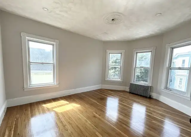 Property at 22 Humphreys St Unit 2 A, Dorchester, MA, 02125, 1 bed, 1 bath, [object Object]