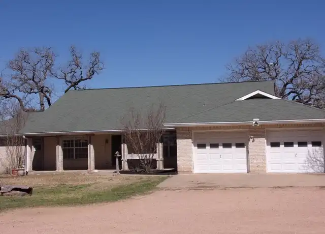 Property at 1802 Goehmann Ln, Fredericksburg, TX, 78624, 4 beds, 2.5 baths, [object Object]