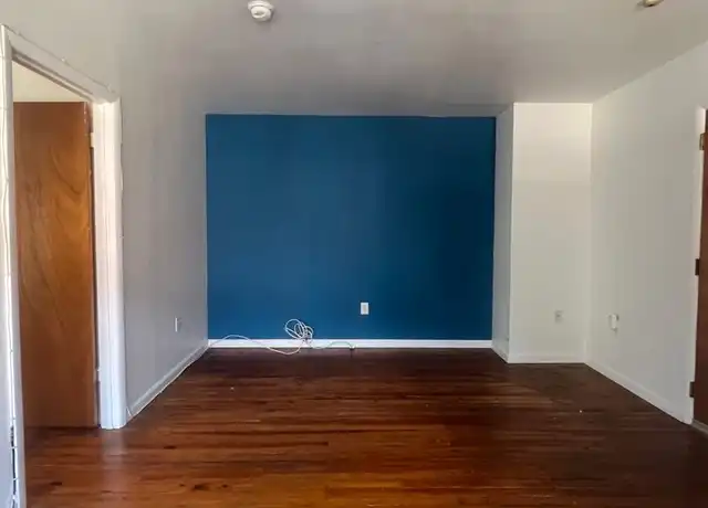 Property at 701 S 16th St Unit 4, Philadelphia, PA, 19146, 1 bed, 1 bath, [object Object]