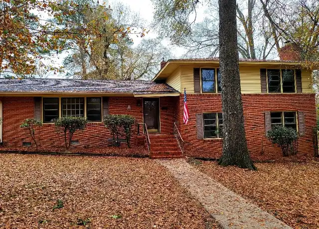 Property at 109 Evergreen Ln, Cayce, SC, 29033, 4 beds, 3 baths, [object Object]