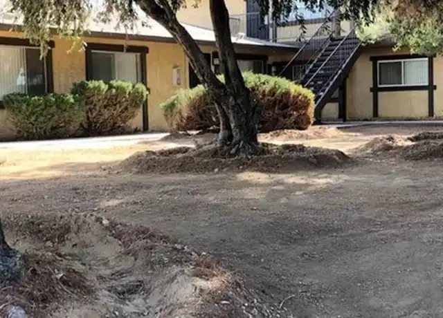 Property at 19211 California 18 Unit 18 2, Apple Valley, CA, 92307, 2 beds, 1 bath, [object Object]