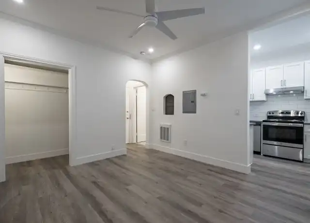 Property at 174 41st St Unit 105, Oakland, CA, 94611, 0 beds, 1 bath, [object Object]