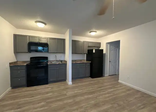 Property at 730 N Prospect St Unit 730-B10, Colorado Springs, CO, 80903, 1 bed, 1 bath, [object Object]