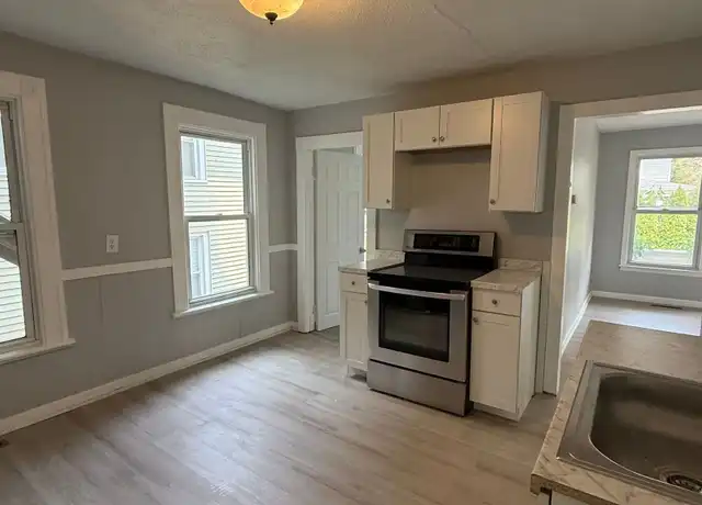 Property at 166 Foster St Fl 1, Meriden, CT, 06451, 2 beds, 1 bath, [object Object]