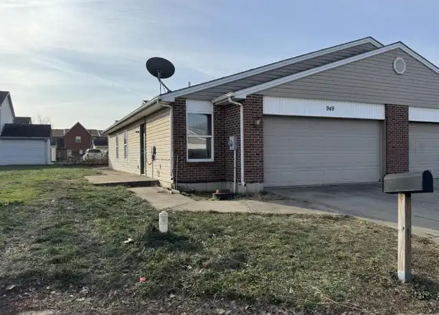 Property at 949 Bloomfield Ct, Trenton, OH, 45067, 3 beds, 2 baths, [object Object]
