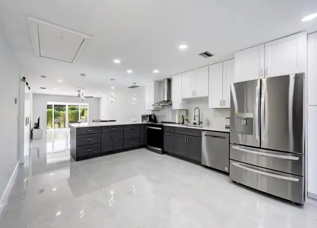 Property at 21070 Covington Dr, Boca Raton, FL, 33433, 2 beds, 2 baths, [object Object]