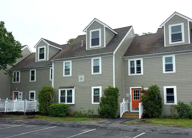 Property at 979 Falmouth Rd Unit 102, Hyannis, MA, 02601, 3 beds, 2 baths, [object Object]