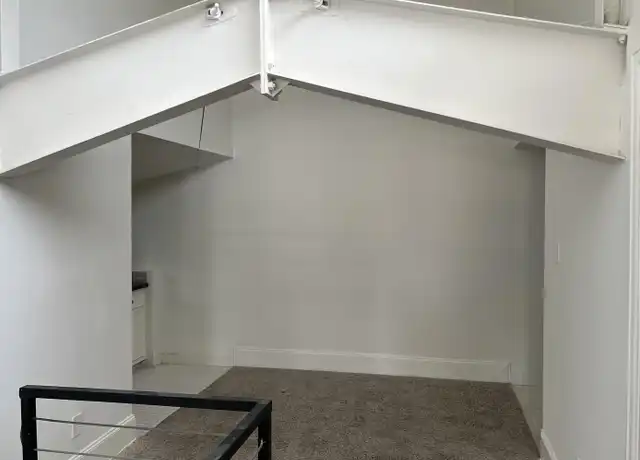 Property at 5017 Cornish St Unit 304, Houston, TX, 77007, 2 beds, 2 baths, [object Object]