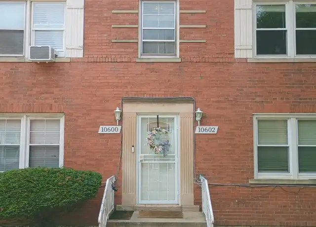 Property at 10600 S Walden Pkwy Unit 2E, Chicago, IL, 60643, 2 beds, 1 bath, [object Object]
