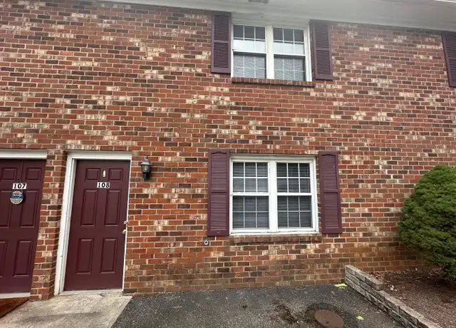 Property at 127 Country Village Ln Unit 127-108, Madison Heights, VA, 24572, 2 beds, 1.5 baths, [object Object]