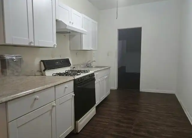 Property at 528 Valley Brook Ave Fl Fr, Lyndhurst, NJ, 07071, 3 beds, 1 bath, [object Object]