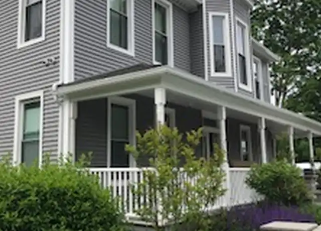 Property at 829 Suffolk Ave Unit 1, Brentwood, NY, 11717, 2 beds, 1 bath, [object Object]