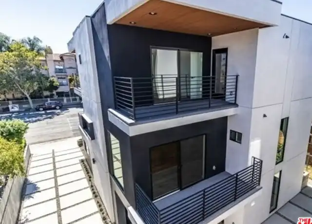 Property at 5638 Woodman Ave, Sherman Oaks, CA, 91401, 3 beds, 3 baths, [object Object]