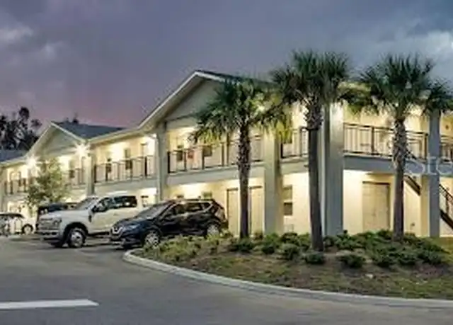 Property at 2430 NE 2nd St, Ocala, FL, 34470, 1 bed, 1 bath, [object Object]