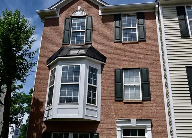 Property at 11850 Chelton Ridge Ln, Charlotte, NC, 28277, 3 beds, 4 baths, [object Object]