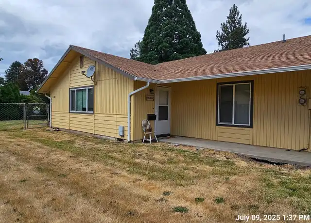 Property at 1861 NW Adams St Unit 1863, McMinnville, OR, 97128, 2 beds, 1 bath, [object Object]