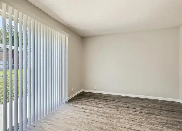 Photo of 1865 Edgewood Ave W, Jacksonville, FL 32208