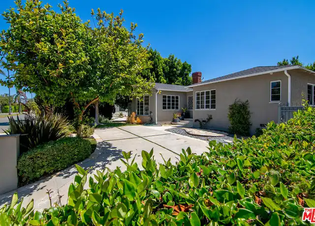 Property at 424 N Highland Ave, Los Angeles, CA, 90036, 6 beds, 5.5 baths, [object Object]