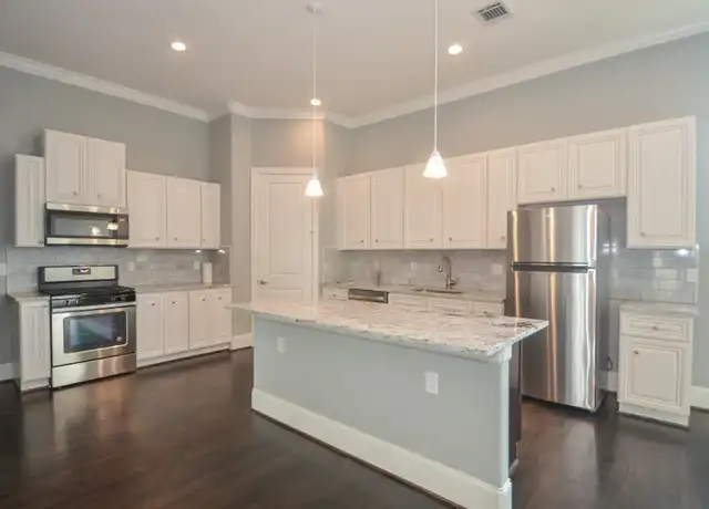 Property at 4609 Nett St Unit A, Houston, TX, 77007, 3 beds, 3.5 baths, [object Object]