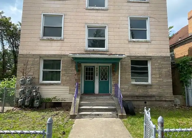 Property at 228 Reifert St Unit 3, Pittsburgh, PA, 15210, 1 bed, 1 bath, [object Object]