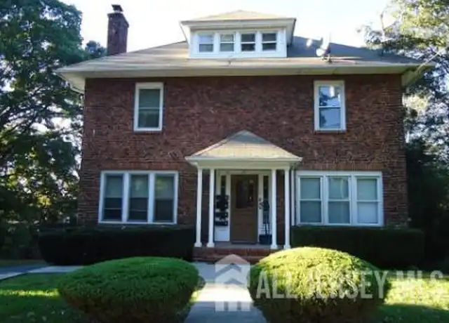 Property at 37 Highland Ave Unit 3, Metuchen, NJ, 08840, 2 beds, 1 bath, [object Object]