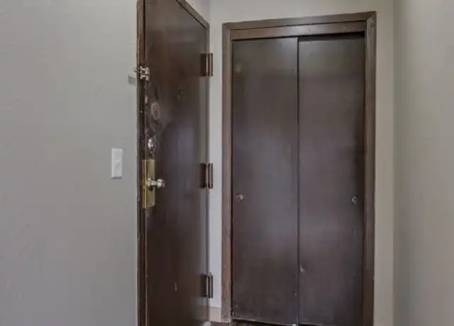 Property at 12130 Anne St, Omaha, NE, 68137, 1 bed, 1 bath, [object Object]