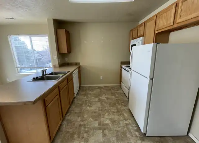 Property at 6139 S Sea Breeze Way Unit 102, Boise, ID, 83709, 2 beds, 2 baths, [object Object]