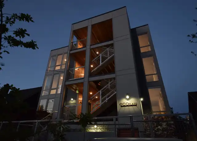 Property at 4730 9th Ave NE Unit 1, Seattle, WA, 98105, 3 beds, 2 baths, [object Object]