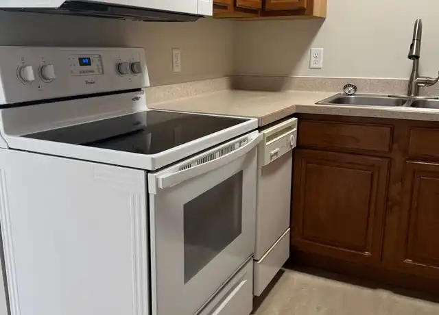 Property at 3401 Kipling Dr Unit 2, Madison, WI, 53704, 2 beds, 1 bath, [object Object]