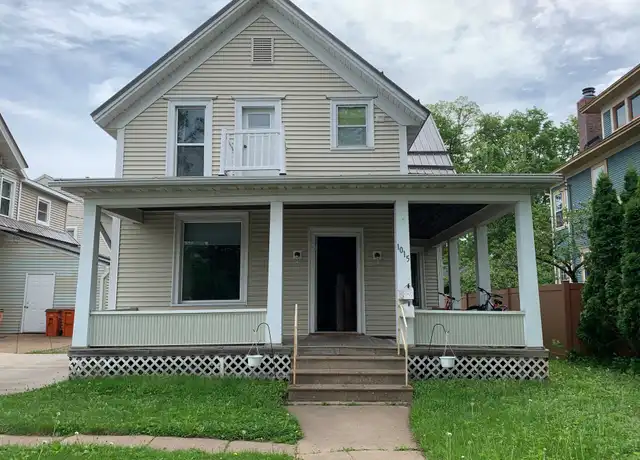 Property at 1015 5th Ave, Eau Claire, WI, 54703, 4 beds, 1 bath, [object Object]