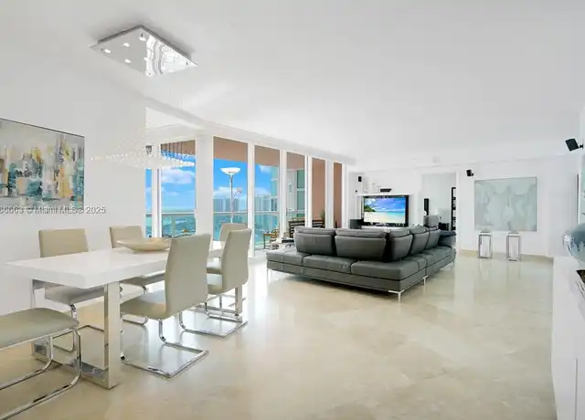 Property at 3370 Hidden Bay Dr Unit 2310, Aventura, FL, 33180, 3 beds, 2.5 baths, [object Object]
