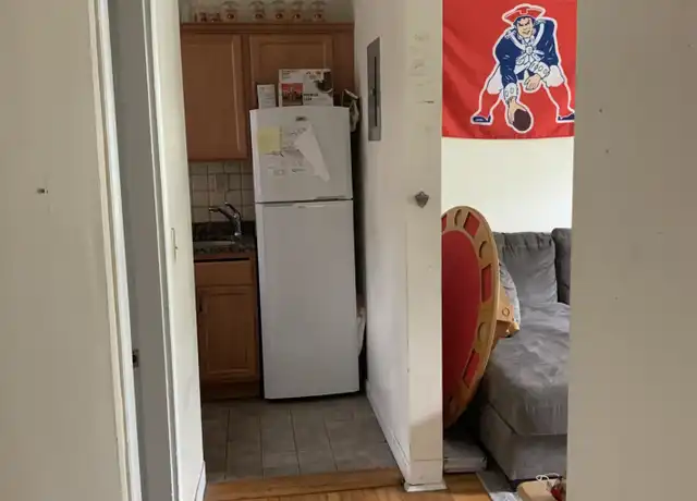 Property at 1842 Commonwealth Ave Unit 11, Boston, MA, 02135, 2 beds, 1 bath, [object Object]