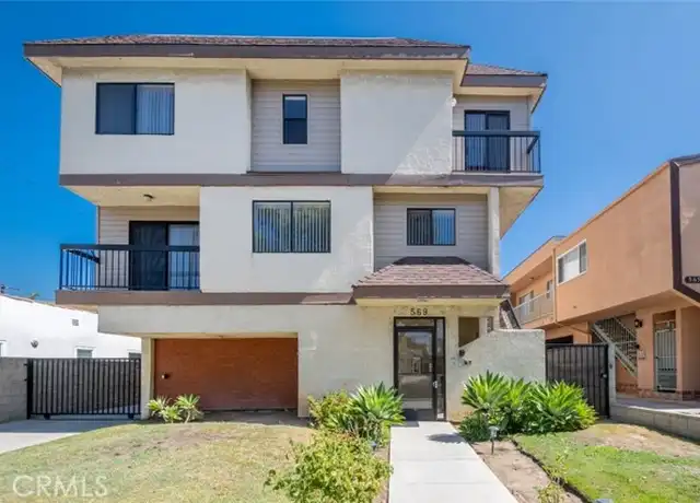 Property at 569 Palm Dr Unit 1, Glendale, CA, 91202, 3 beds, 3 baths, [object Object]