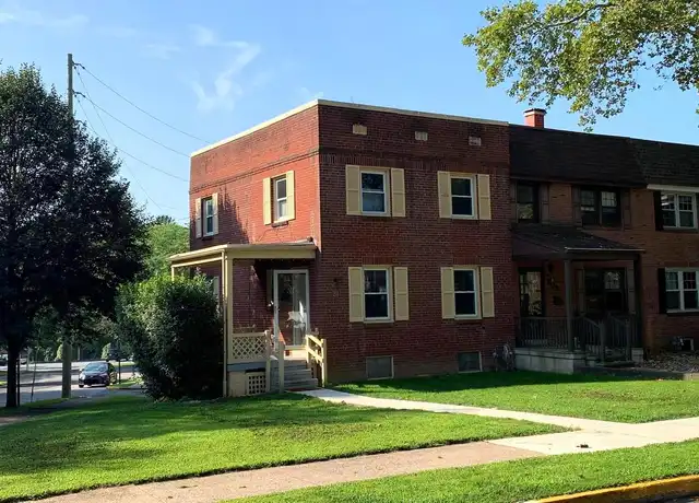Property at 201 Sycamore Rd, Reading, PA, 19611, 3 beds, 1 bath, [object Object]