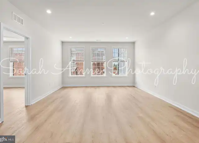 Property at 26 S York Rd Unit 407, Hatboro, PA, 19040, 1 bed, 1 bath, [object Object]