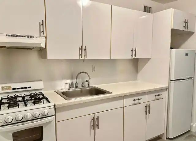 Property at 501 NW 30th St Unit 501-5, Miami, FL, 33127, 2 beds, 1 bath, [object Object]