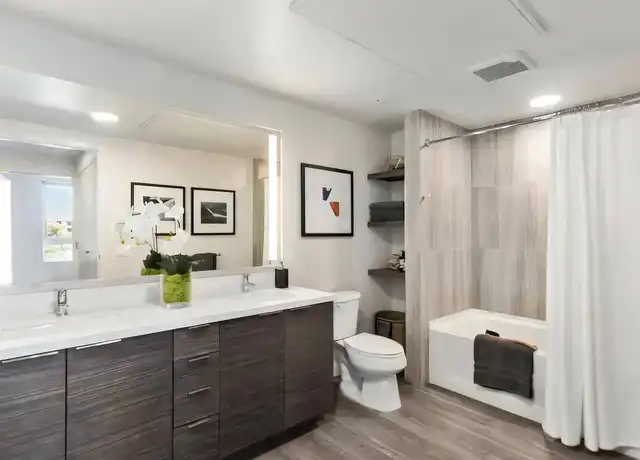 Property at Valentina by Alta - 1919 Pacific Hwy, San Diego, CA, 92101, 2 beds, 2 baths, [object Object]