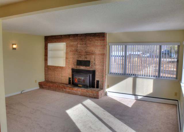 Photo of 621 Clearview Dr, Carson City, NV 89701