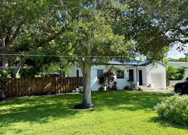 Property at 1102 NE 116th St, Biscayne Park, FL, 33161, 2 beds, 1 bath, [object Object]